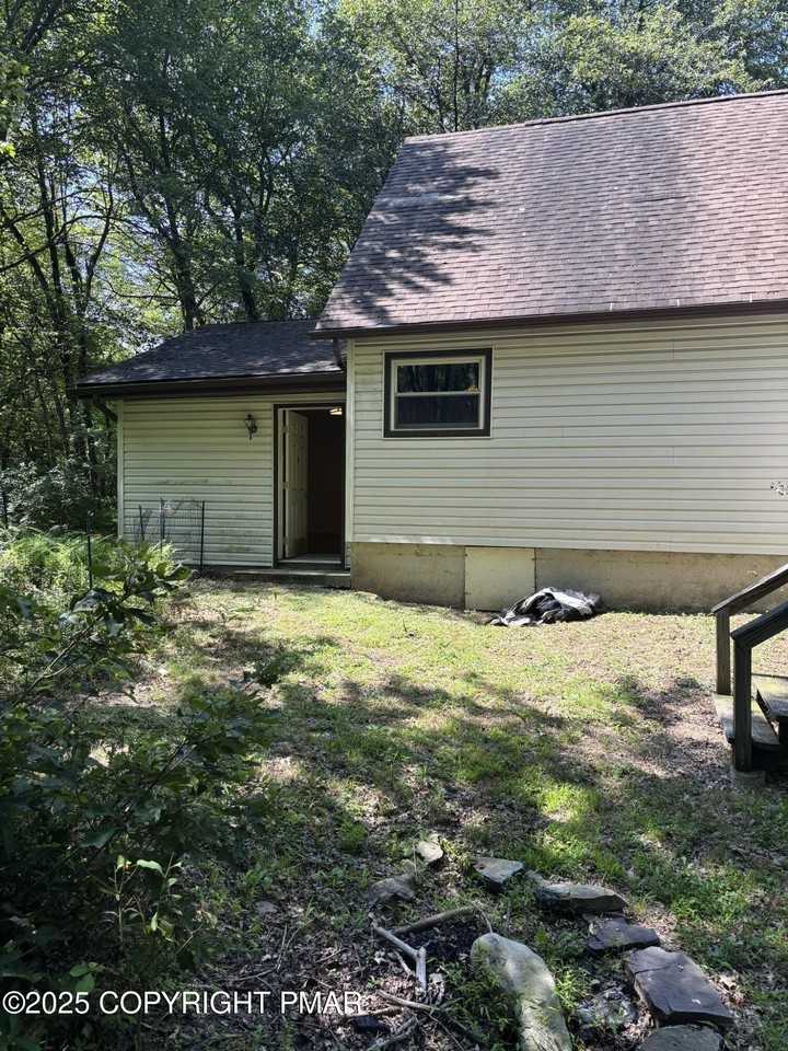 1360 Clover Rd - Photo 7 of 30