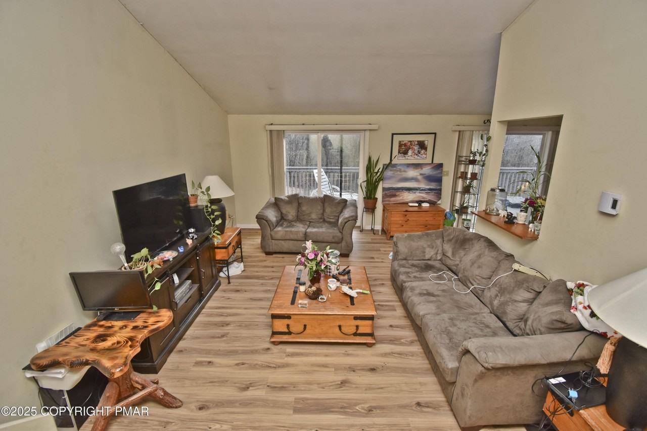 338 Coolbaugh Rd Apt 102 #102 - Photo 3 of 14