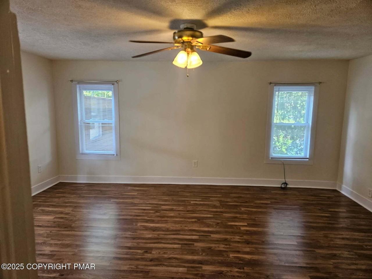 110 Golf Dr - Photo 2 of 4