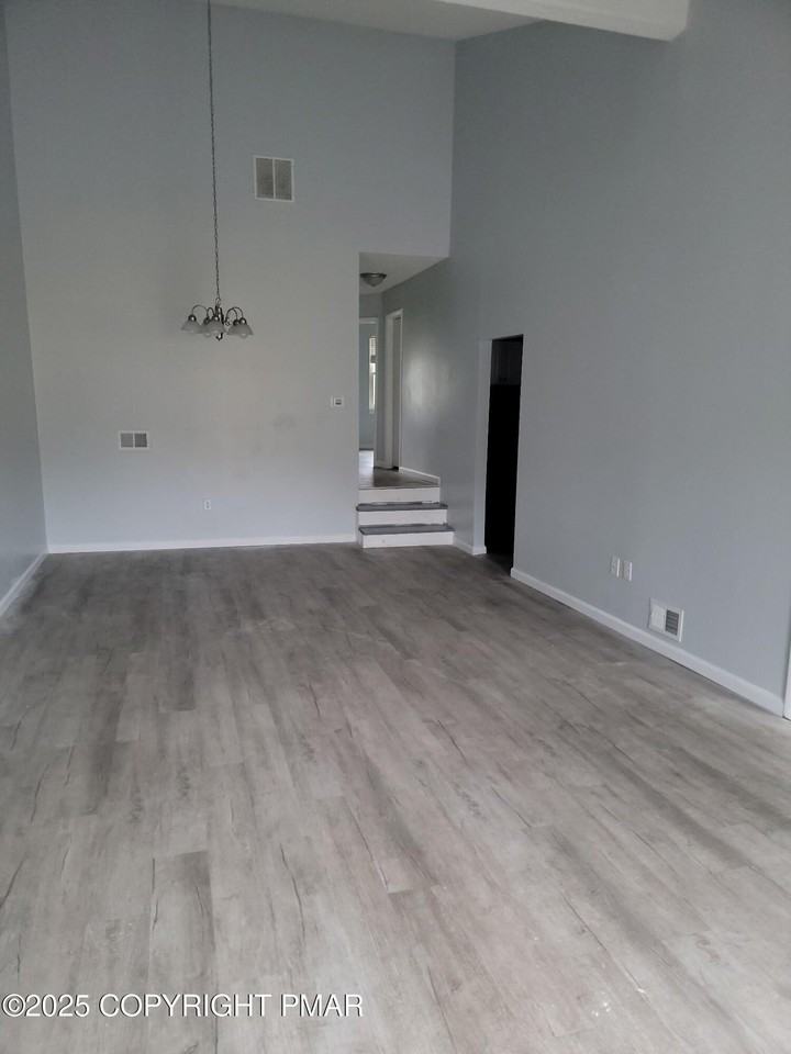 151 Snowshoe Ct Apt 204 #204 - Photo 2 of 8