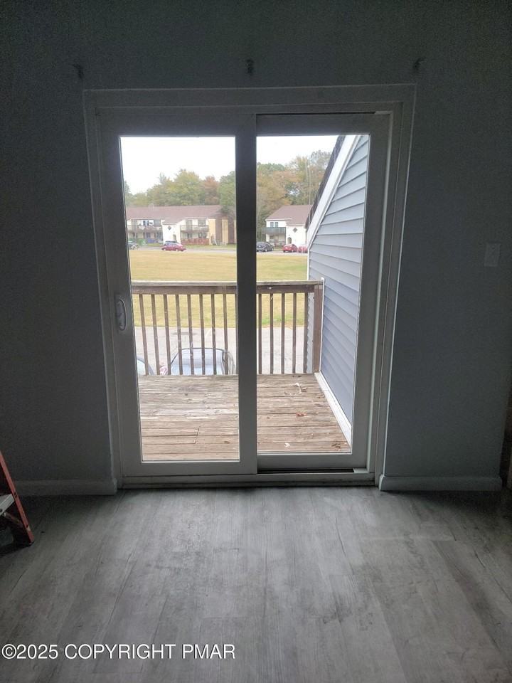 151 Snowshoe Ct Apt 204 #204 - Photo 3 of 8