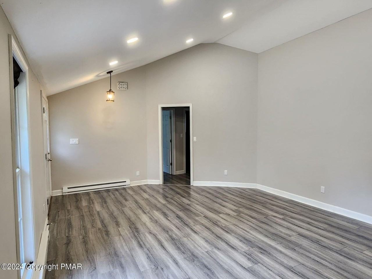 3122 Sycamore Ln - Photo 5 of 30