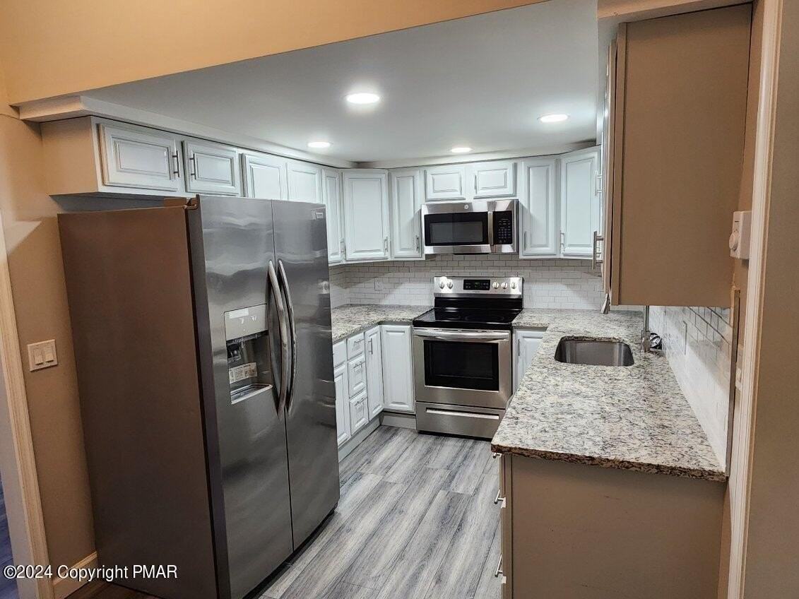 3122 Sycamore Ln - Photo 6 of 30