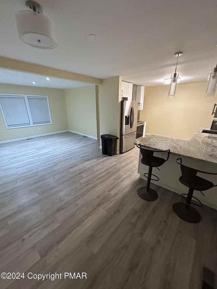 2411 Larkspur Dr - Photo 6 of 31