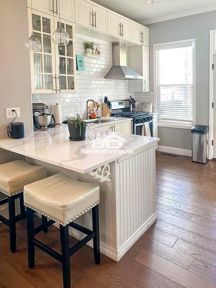 222 Inca St - Photo 3 of 15