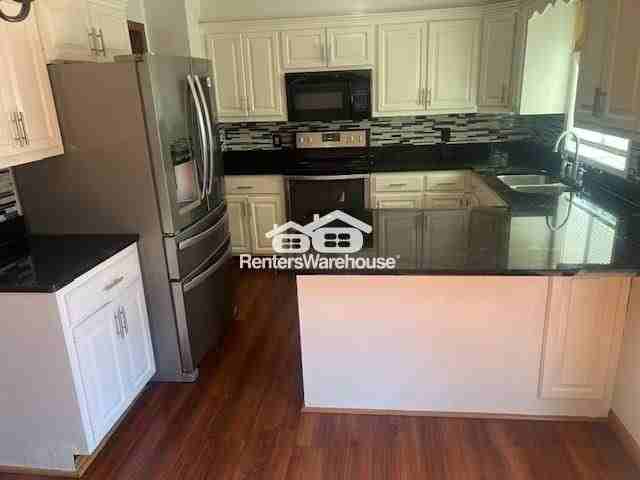 1850 121st Ave Ne - Photo 2 of 18