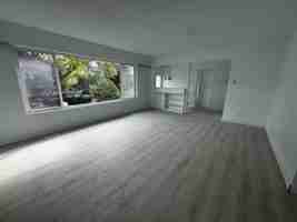 featured image of 5915 Lanark Street #Upper