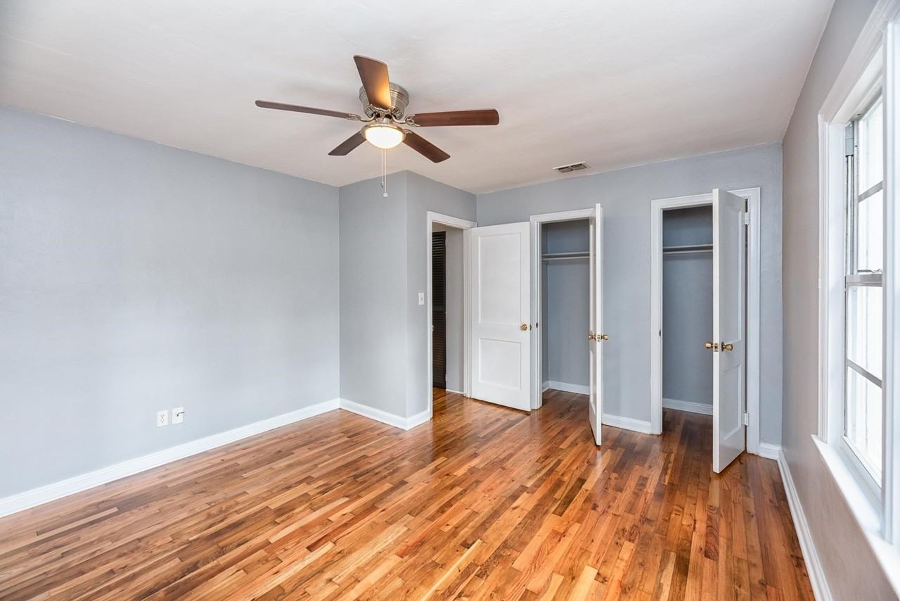 2058 Thomasville Rd - Photo 4 of 21