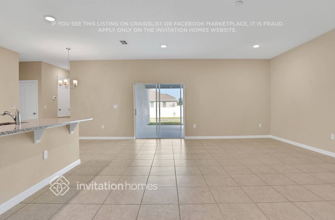 2641 Grasmere View Pkwy - Photo 2 of 19