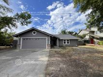 6085 Kingwood Cir - Photo 1 of 1