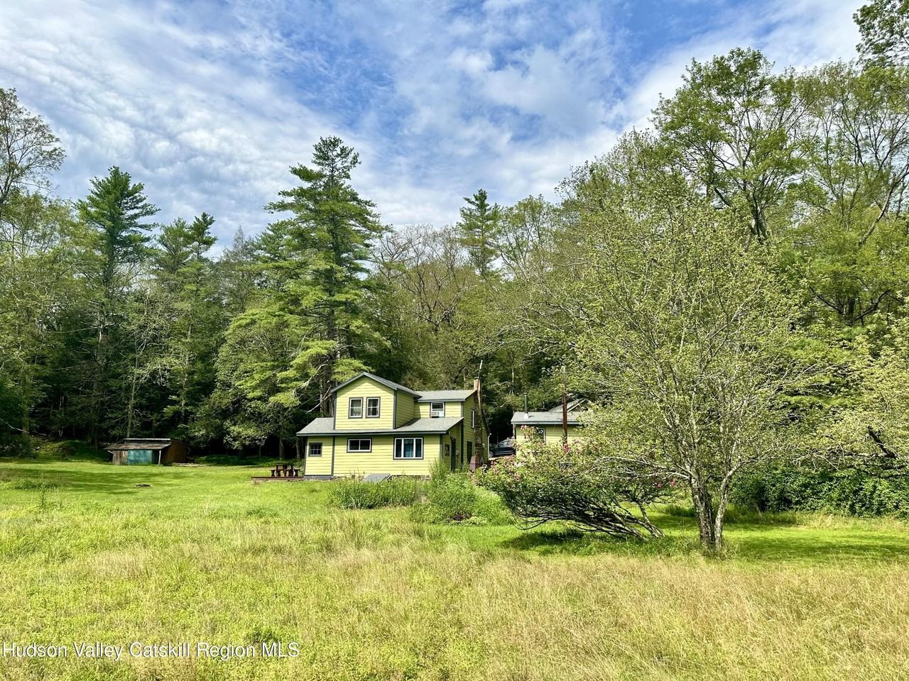 259 John Joy Rd - Photo 3 of 16