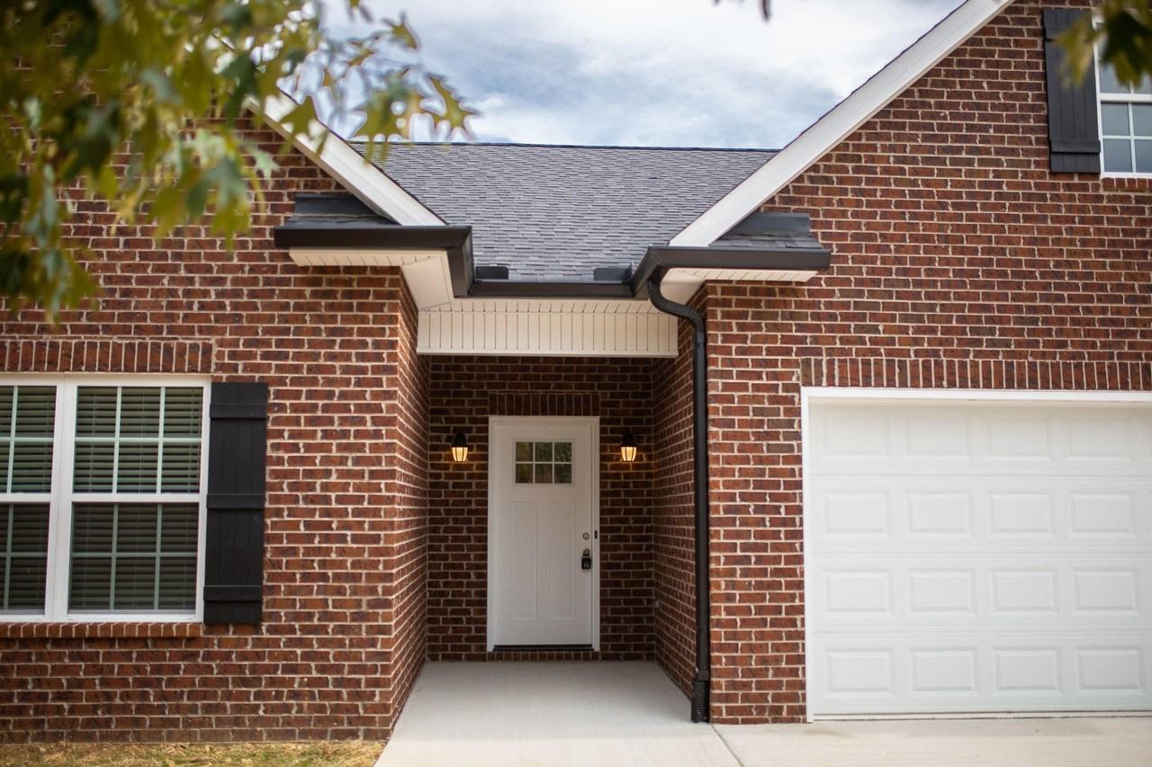 315 White Oak Dr - Photo 5 of 32