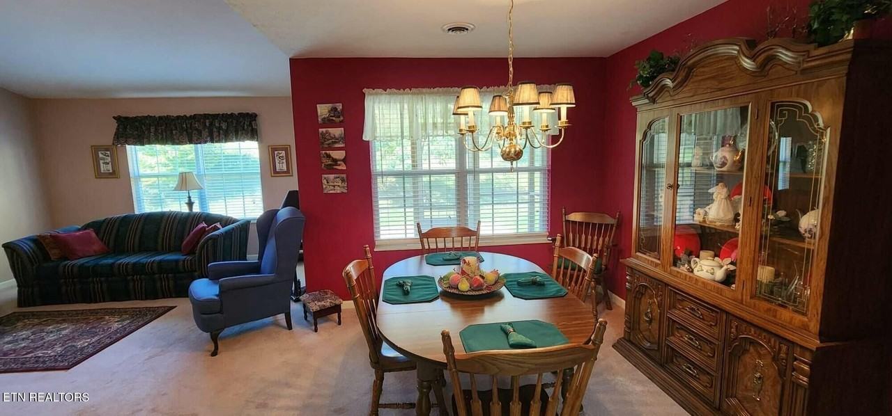 3241 Mountain Spring Way - Photo 3 of 12