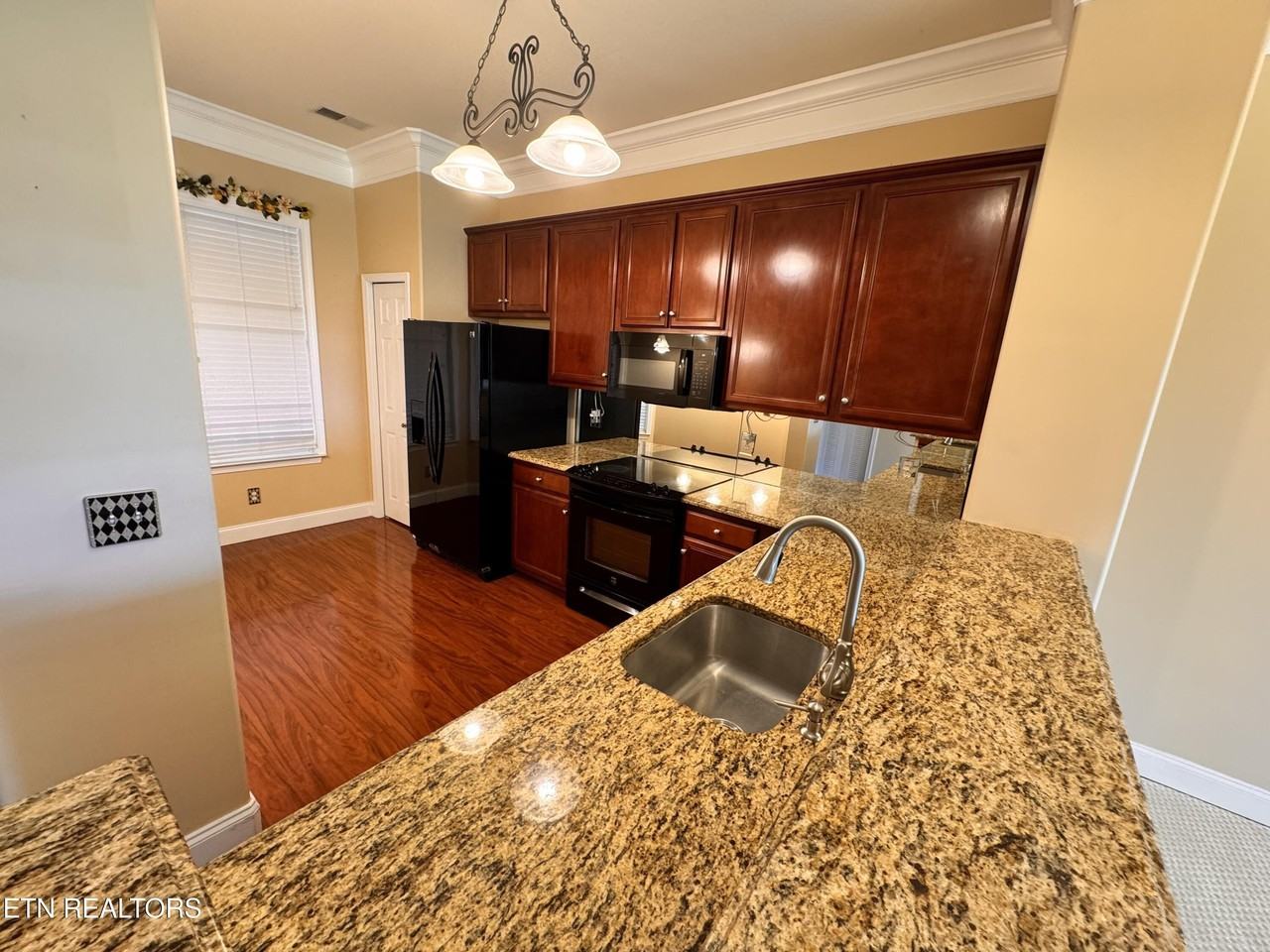 555 Rarity Bay Pkwy Apt 302 #302 - Photo 6 of 22