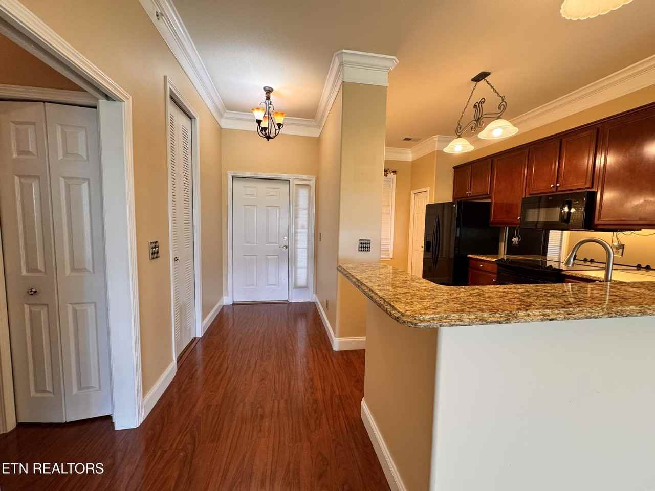 555 Rarity Bay Pkwy Apt 302 #302 - Photo 7 of 22