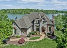 195 Rock Point Dr - Photo 1 of 1