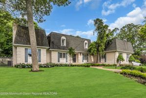 featured image of 7 De Camp Ct