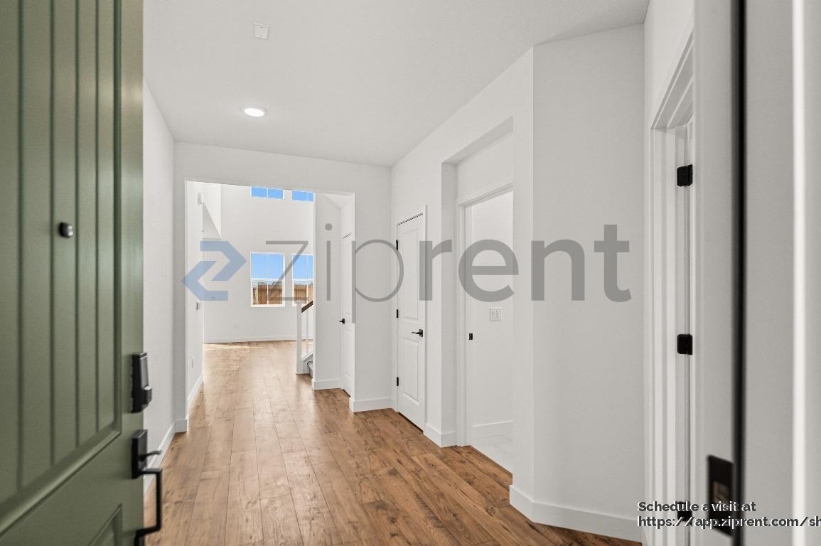 342 Gold Coast Rd - Photo 5 of 37
