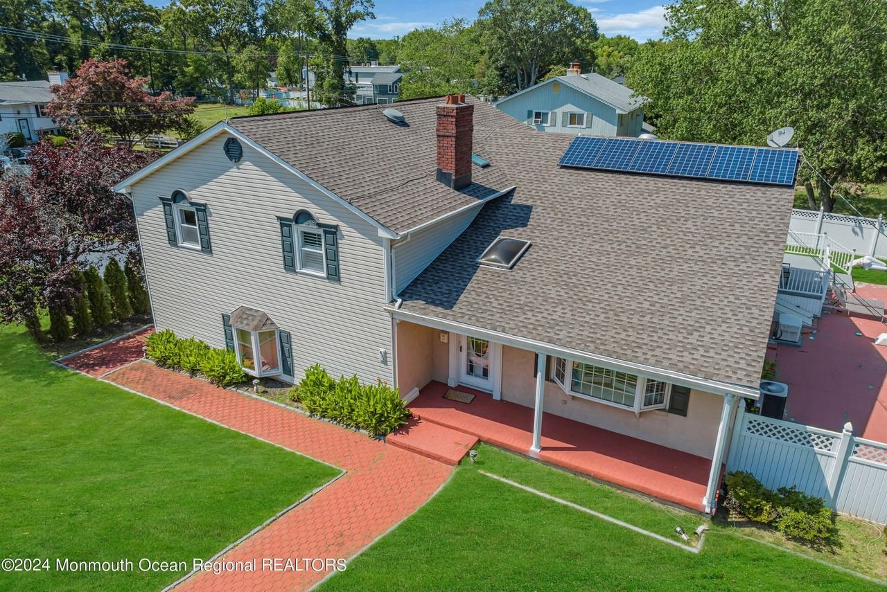 471 W Park Ave - Photo 6 of 50