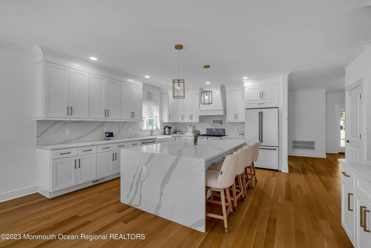 96 Wall St - Photo 6 of 35