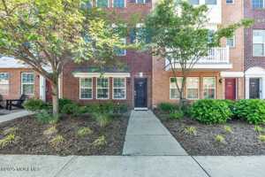 featured image of 600 Grand Ave Unit 7c #7C