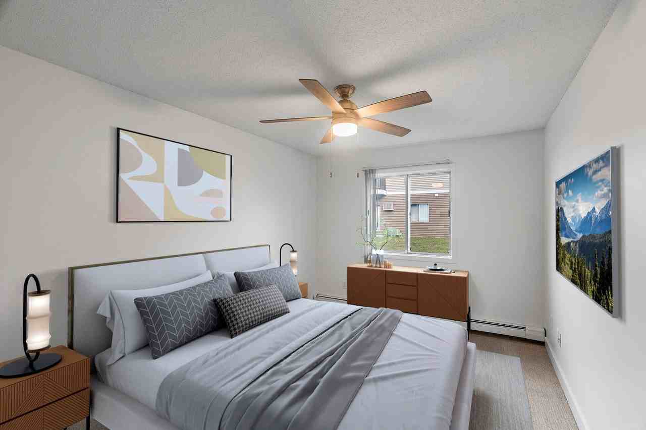 Lexington Hills Apartments - Photo 5 of 26