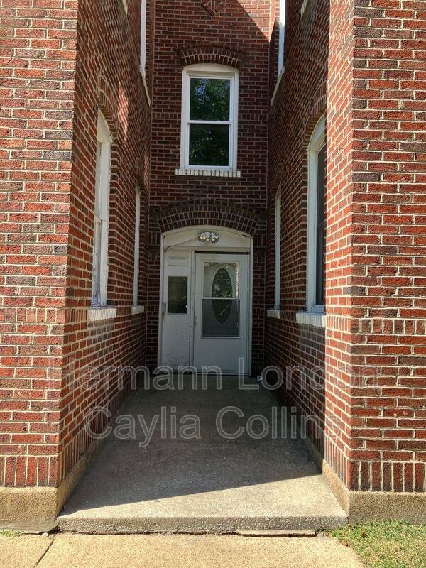 3547 Commonwealth Ave #1E - Photo 2 of 12