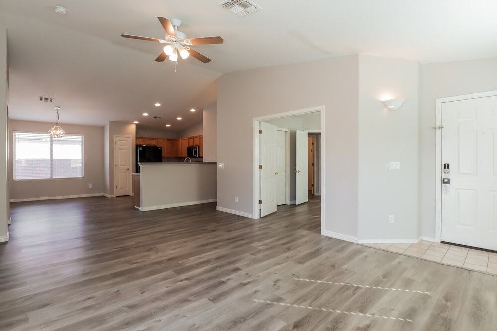 7625 S Athel Tree Dr - Photo 4 of 16