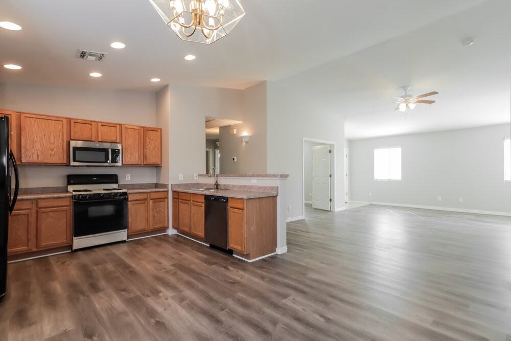 7625 S Athel Tree Dr - Photo 6 of 16
