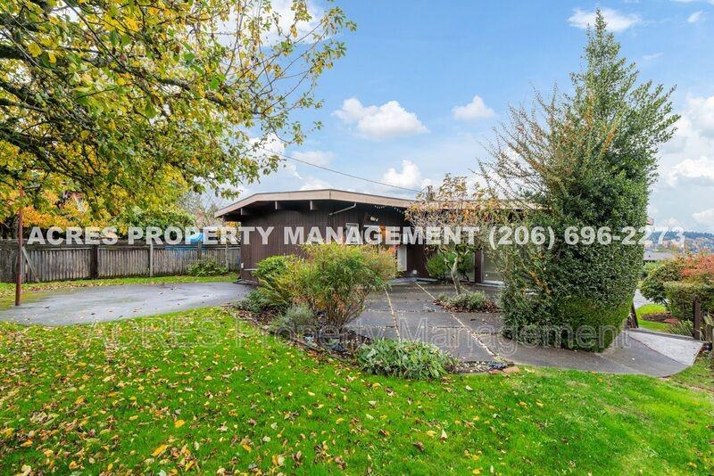 7617 S Lakeridge Dr - Photo 3 of 45