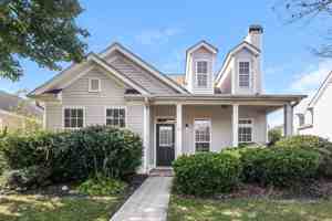 featured image of 87 The Cres