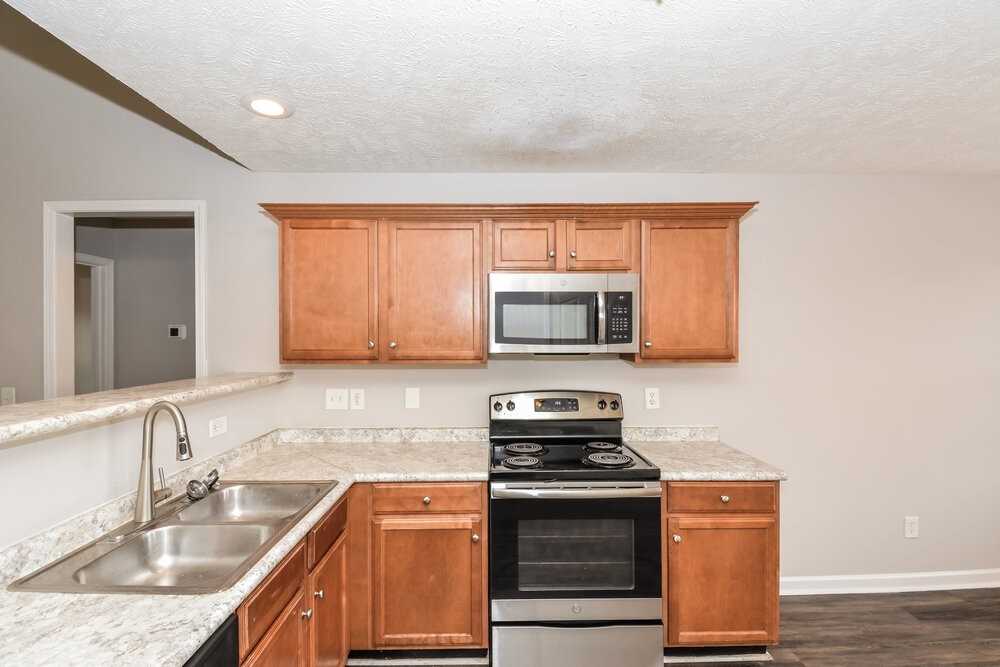 1045 Tammy Sue Ln - Photo 6 of 16