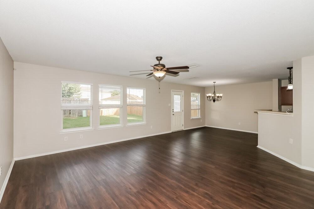16406 Chandler Ridge Ln - Photo 6 of 17