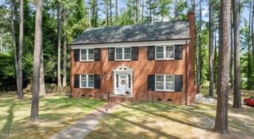 featured image of 636 Palmer Dr