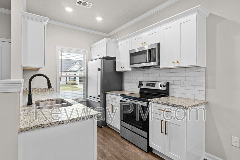 5017 Greer Dr - Photo 5 of 21