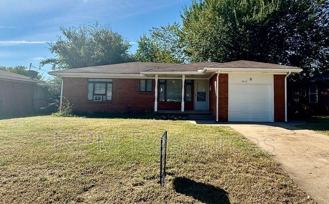 4416 Nw 44th St - Photo 1 of 1