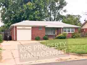 7608 E Lincoln St - Photo 1 of 1