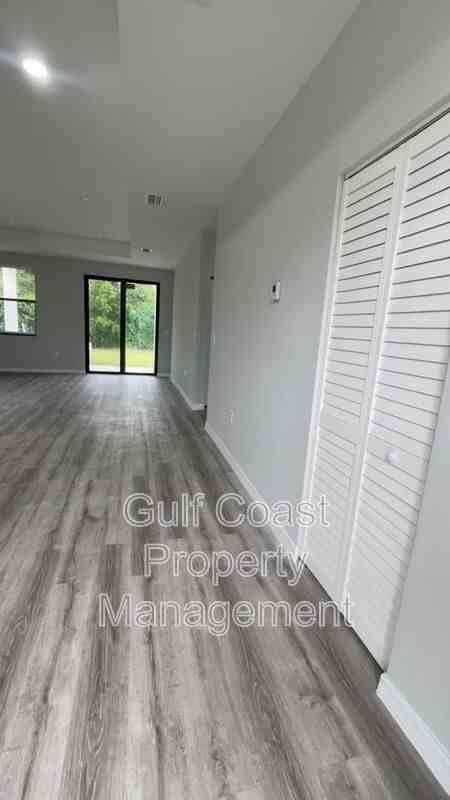3118 15th St Sw - Photo 4 of 24