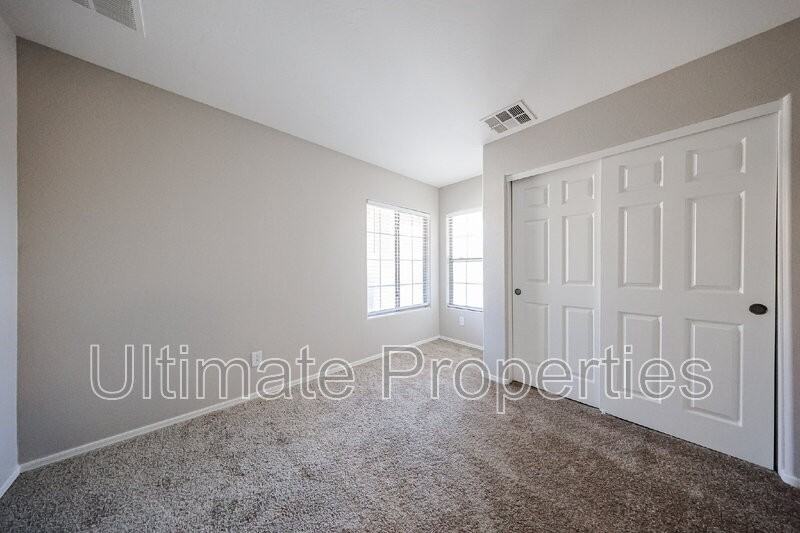21532 W Durango St - Photo 3 of 10