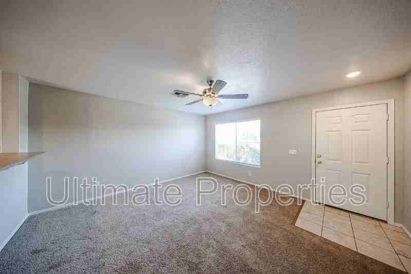 15312 W Watson Ln - Photo 4 of 12