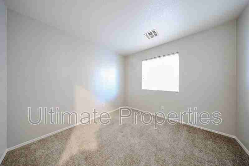 15312 W Watson Ln - Photo 7 of 12