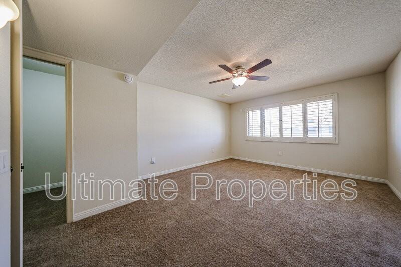 13107 W Lyric Dr - Photo 4 of 16