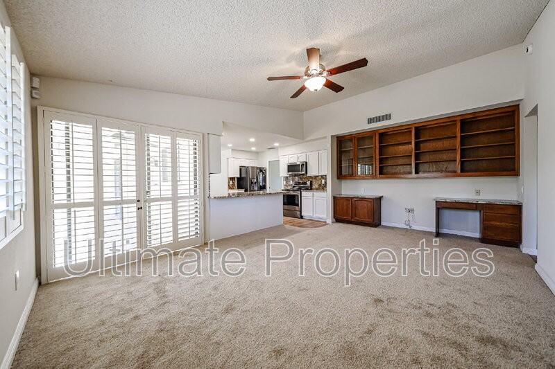 13107 W Lyric Dr - Photo 3 of 16