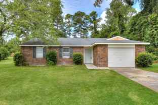 4315 Parkwood Dr - Photo 1 of 1