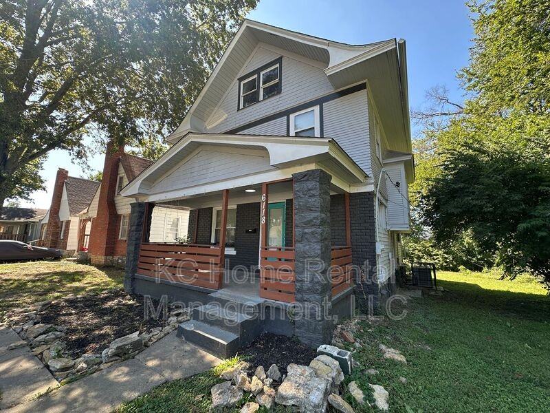6118 S Benton Ave - Photo 3 of 42