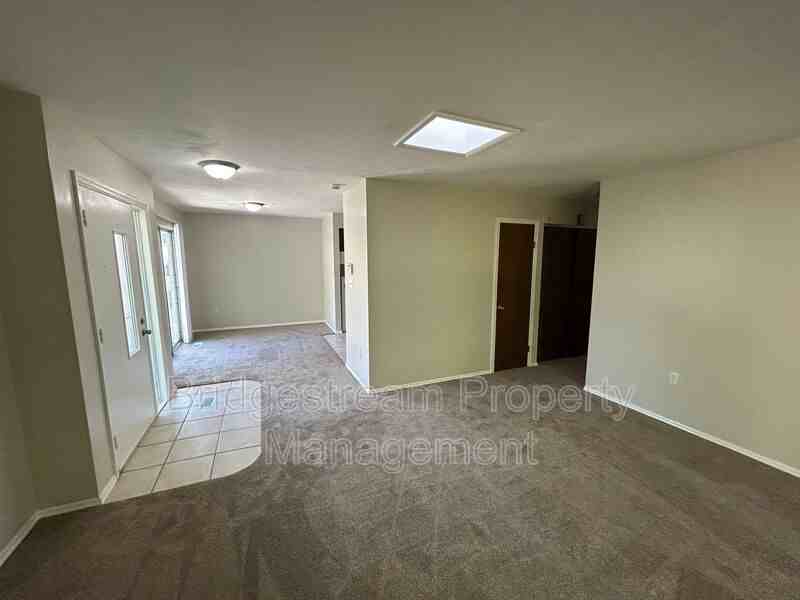 3553 Golden Meadows Ct - Photo 2 of 8