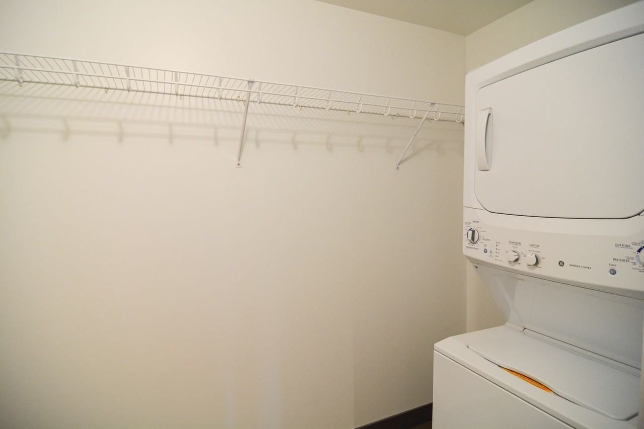 Meyer Raapke Fllats - Photo 6 of 6