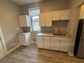 636E E 44th St Apt 3e - Photo 1 of 1