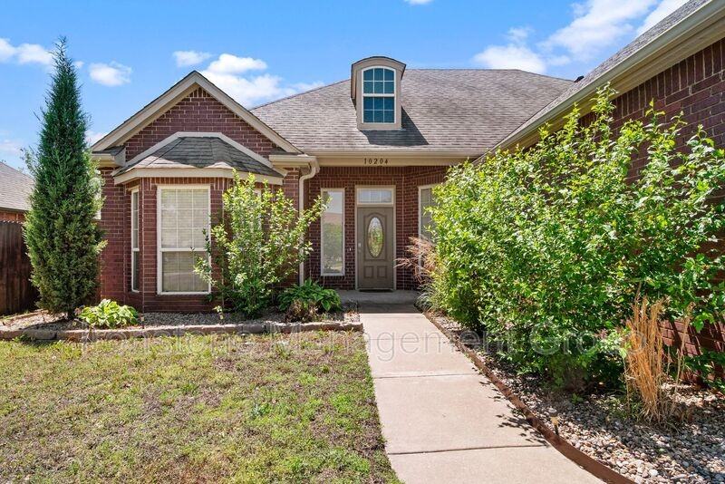 10204 E 101st St N - Photo 2 of 25