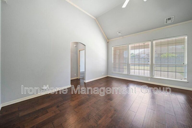 10204 E 101st St N - Photo 6 of 25